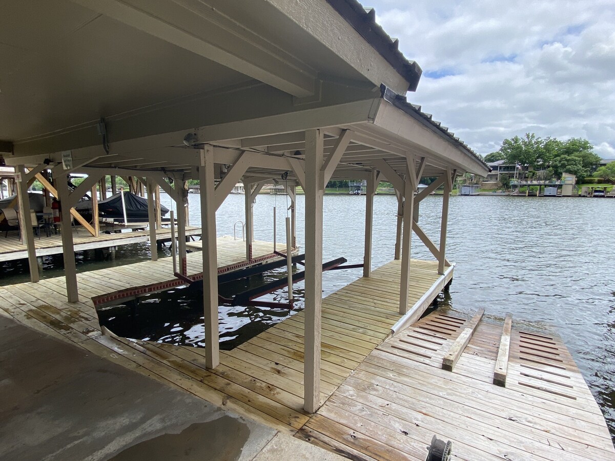 Two Docks on Riverside - Visit Llano County