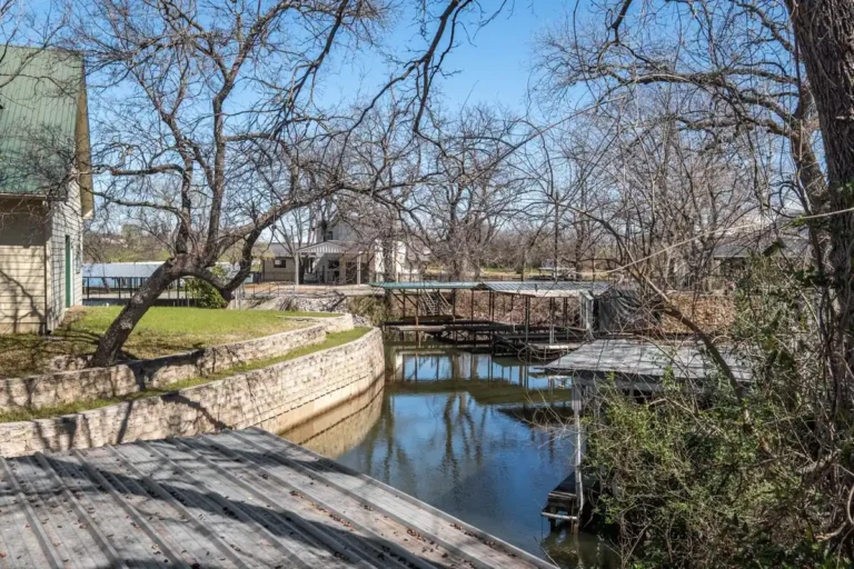 607f1b3c 3df6 4738 b54a ddfa6dc86d3d 768x512