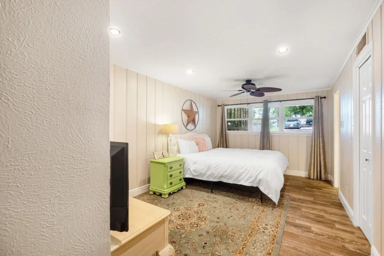 2228630e.f10 768x512