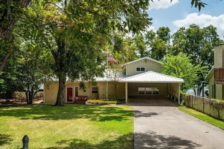 31142ac5.f10 768x512