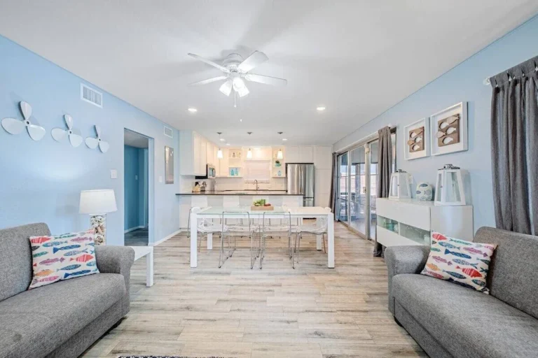 48a81942.f10 768x512