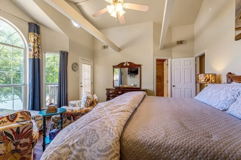 4a24626c.f10 768x512