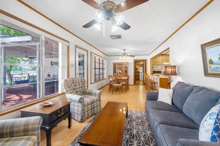 585def12 1f96 43f7 bd1c bb488ab58408 768x512