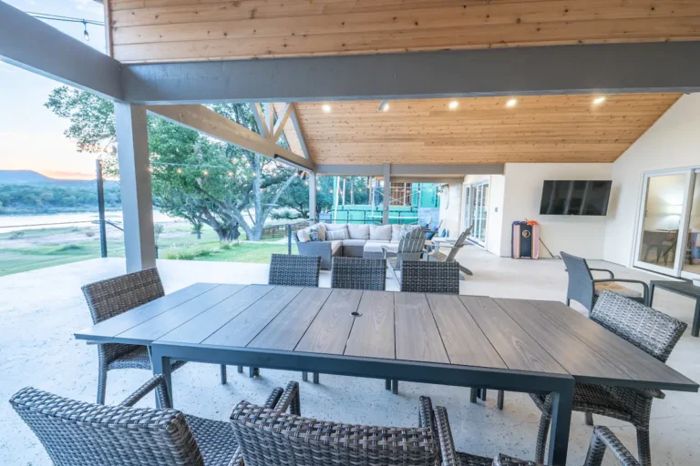 65c6feb5 f464 426c 8077 f2759279fe7e 768x512