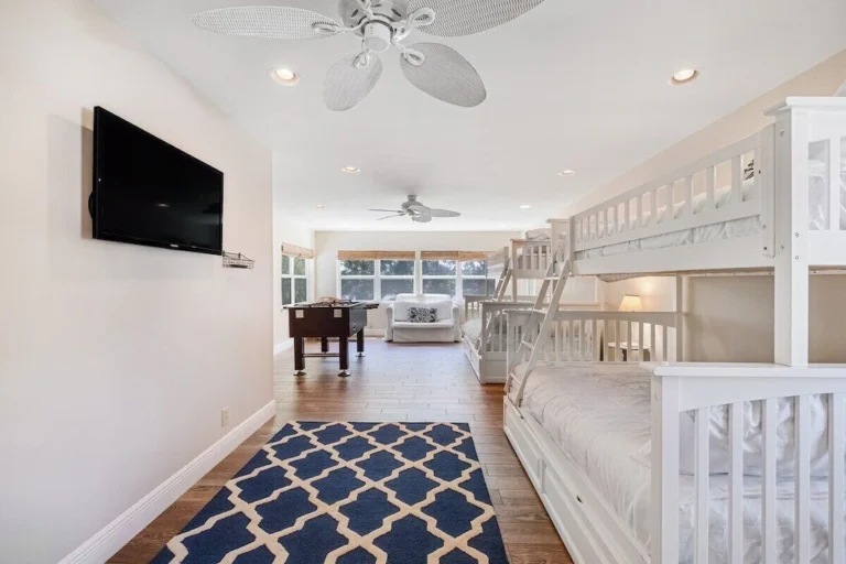 786e510c.f10 768x512