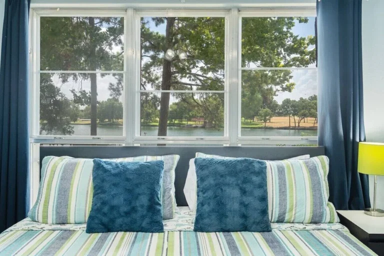 78d34e0c.f10 768x512