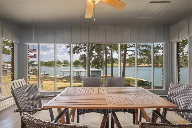 82793856.f10 768x512