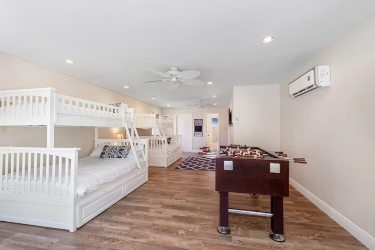 8323f679.f10 768x512