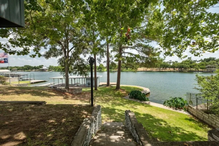 b921cdef.f10 768x512