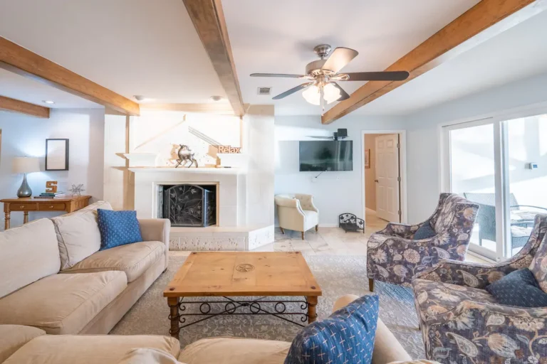 de7d1530 31e0 4736 baf2 77a21a039d77 768x512