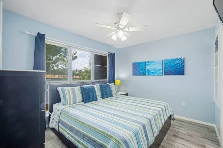 ff1a834a.f10 768x512