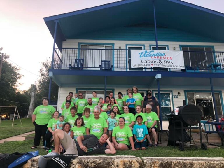 familyreunion2 768x576