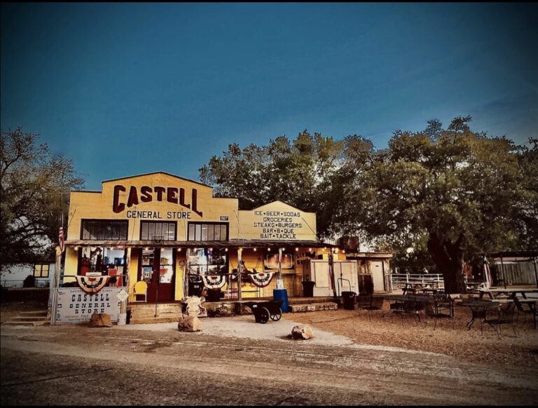 42. Castell General Store 768x582