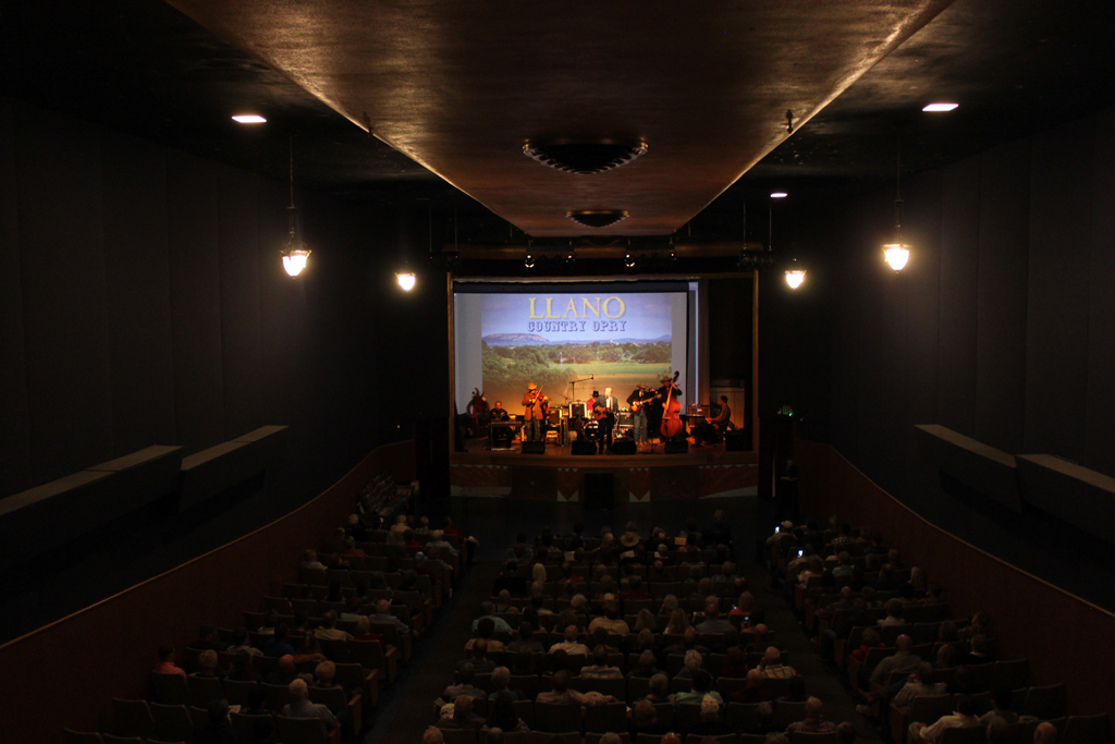 LanTex Theater in Llano Texas