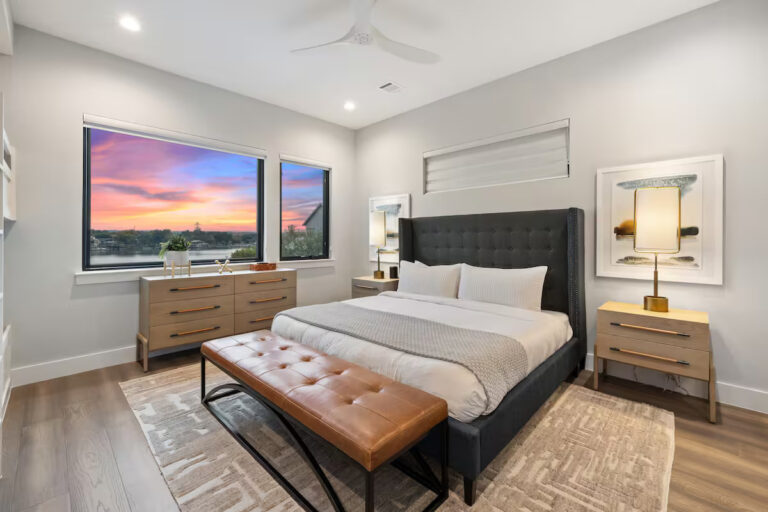 1298 Euel Moore 5 768x512