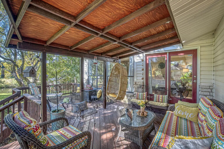 207 red bird patio 768x513