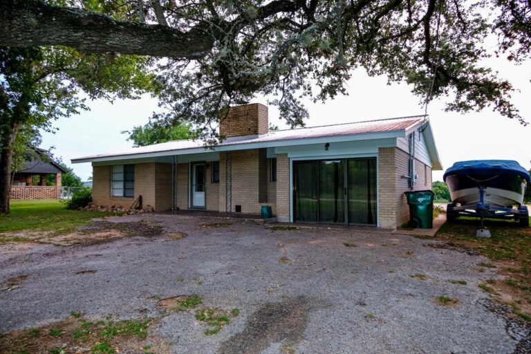 3608 River Oaks 2 768x512