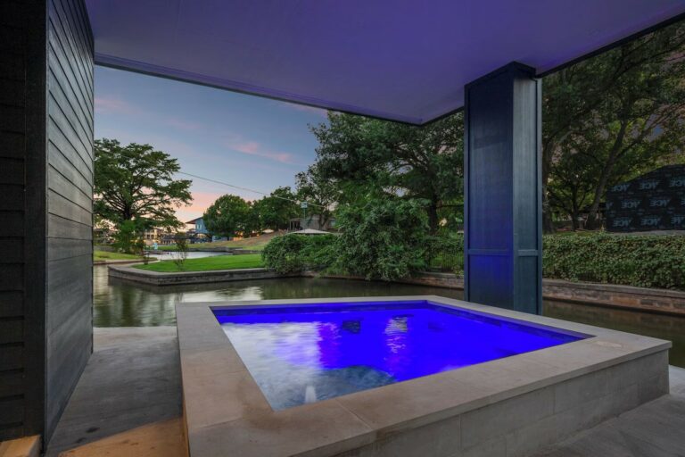 CypressShore4 ezgifcom avif to jpg converter 768x512