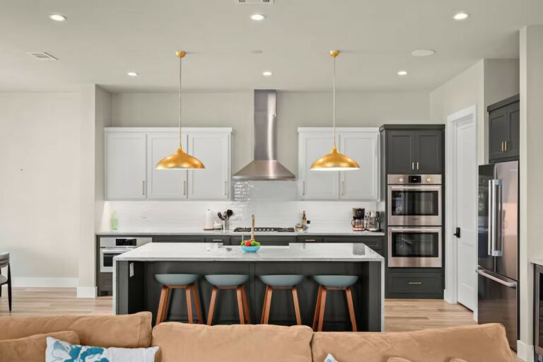 CypressShore6 ezgifcom avif to jpg converter 768x512