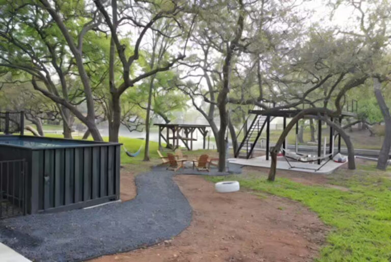 Legion Loop 321 airbnb 2 768x514