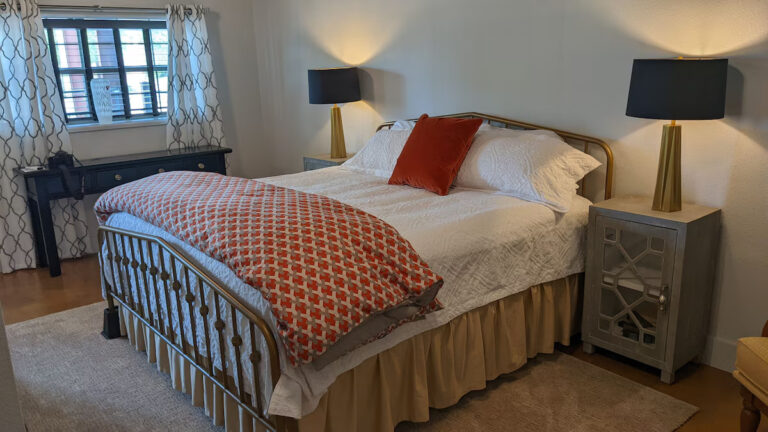 Lighthouse 2 768x432