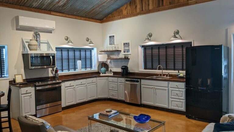 Lighthouse 3 768x432