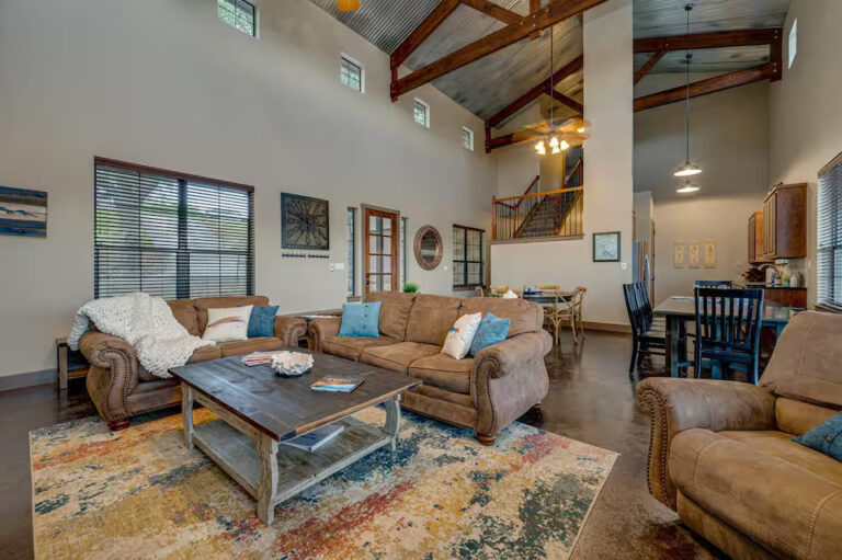 SleepyOaks 5 768x511