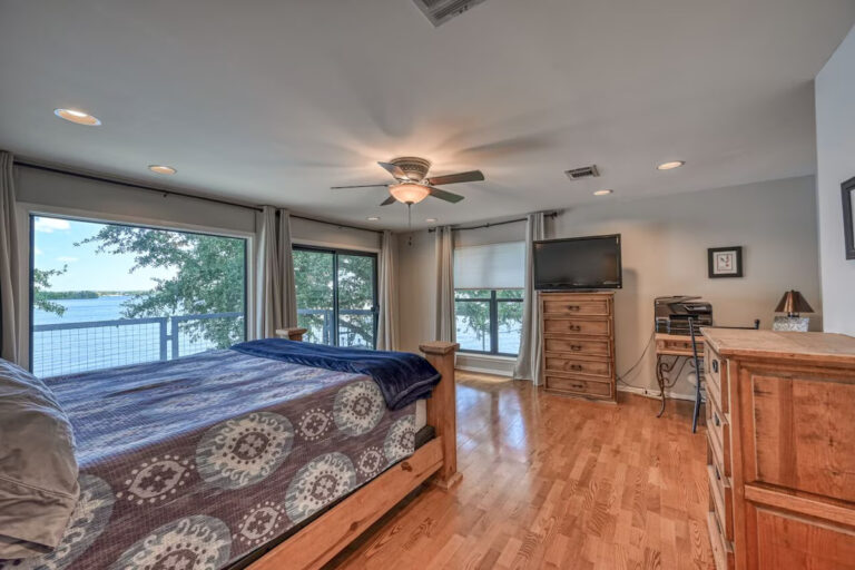 300 Scenic 7 768x512