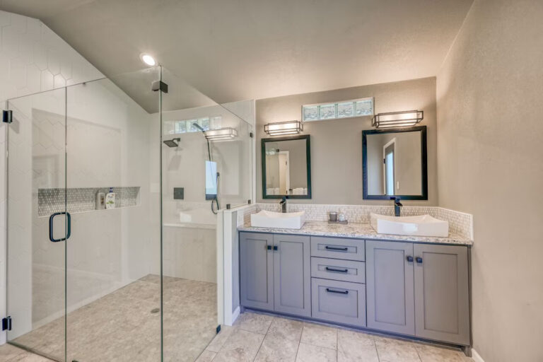 300 Scenic 8 768x512