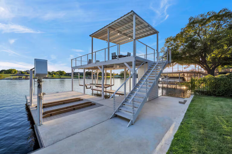 Ellen Lake 3 768x512