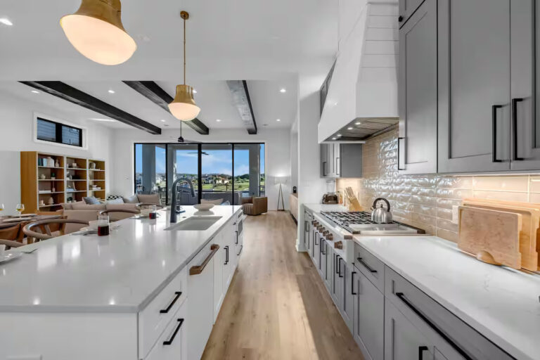 Ellen Lake 5 768x512