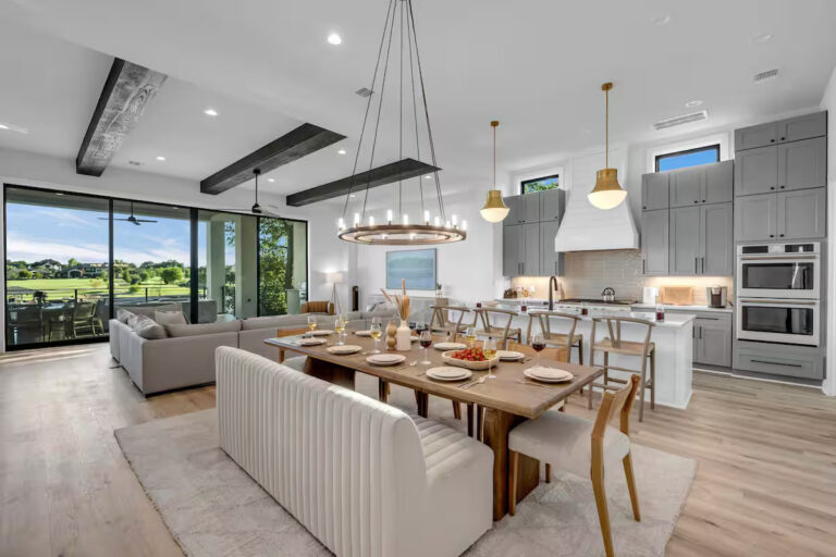 Ellen Lake 6 768x512