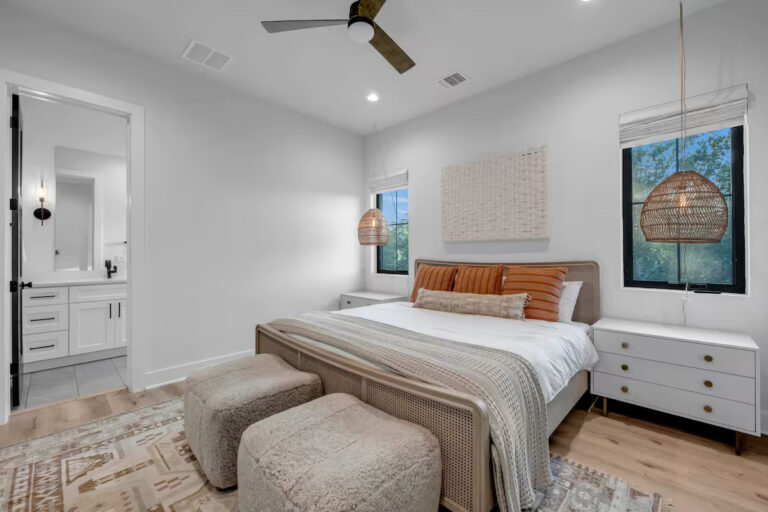 Ellen Lake 8 768x512