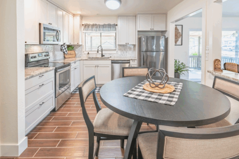 DT IG Template 3 screen resize 14 copy 4 768x512