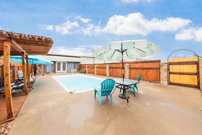 Rental Kingsland P000136